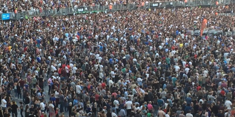 image of a crowd at a stadium