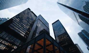 Tall buildings representing Claravine's as a programmatic power player in the AdExchanger rankings.